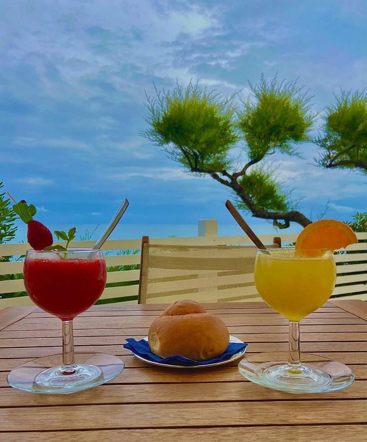 Capo Nettuno Hotel Capo dʼOrlando Dış mekan fotoğraf
