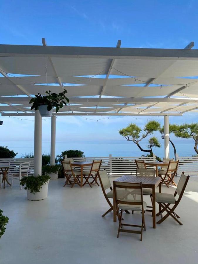Capo Nettuno Hotel Capo dʼOrlando Dış mekan fotoğraf