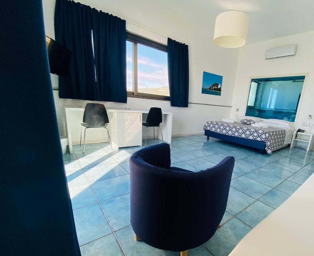Capo Nettuno Hotel Capo dʼOrlando Dış mekan fotoğraf