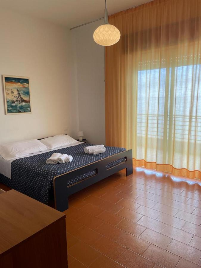 Capo Nettuno Hotel Capo dʼOrlando Dış mekan fotoğraf